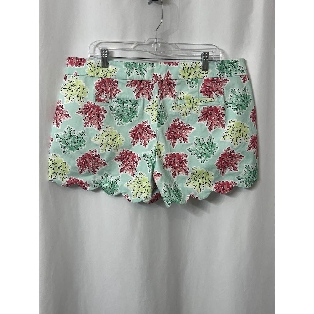 Crown and Ivy Pastel Coral Beach Print Shorts Women's Size 16 Travel Casual(B14) - Picture 3 of 3